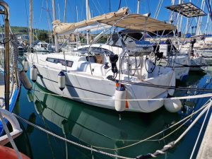 Segelboot Dufour 350 Grand Large JoyAS zum vermieten in Izola in Slowenien