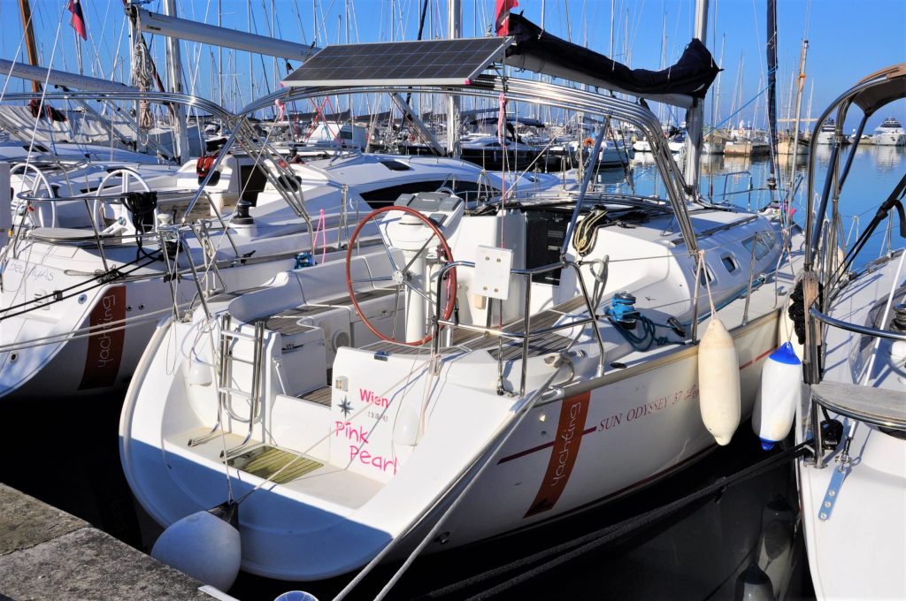 Segelboot Jeanneau Sun Odyssey 37 Pink Pearl zu mieten in Izola in Slowenien