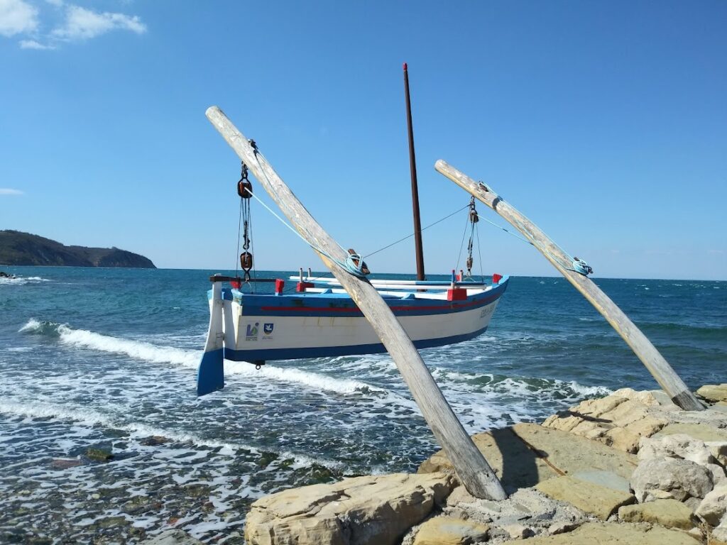 Yachtcharter.si Segelurlaub an der Adria und Segelboote charter in Izola in Slowenien