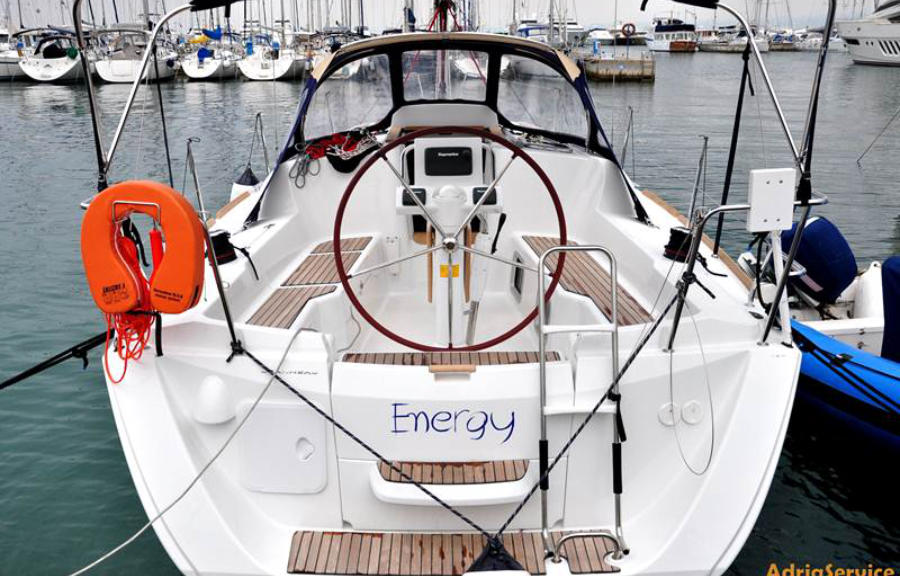 Cockpit of Jeanneau Sun Odyssey 33i Energy for charter in Izola in Slovenia