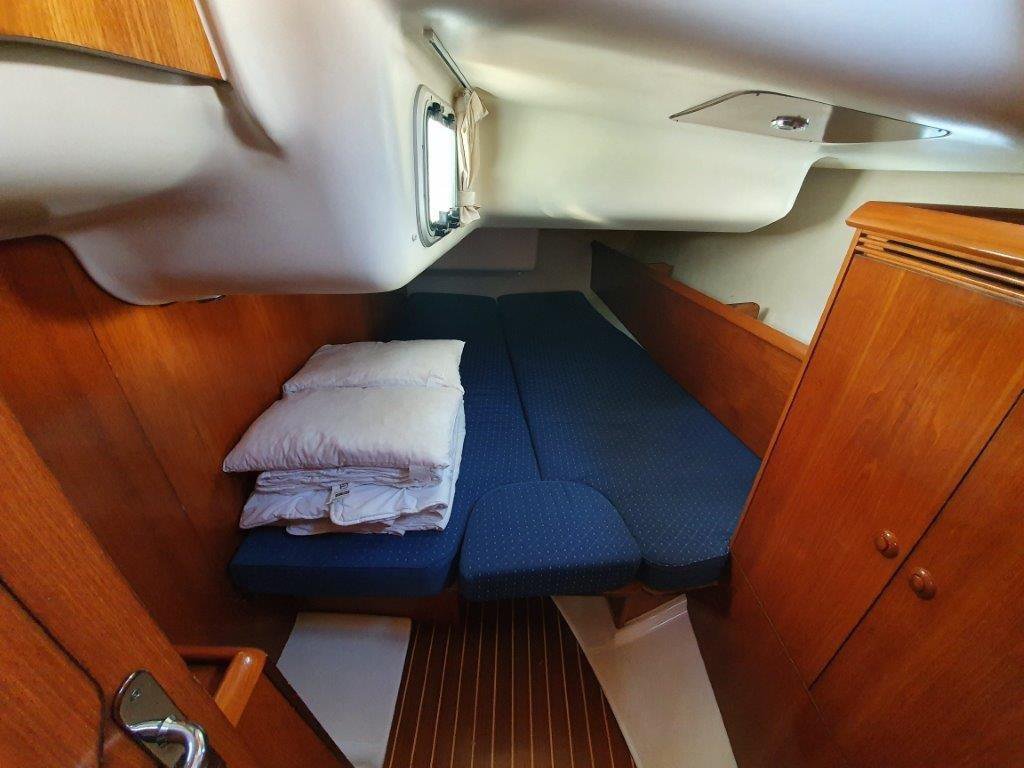 Aft cabin in Jeanneau Sun Odyssey 43 Mantiz for charter in Izola in Slovenia